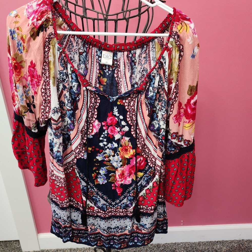 Peasant style blouse with ties at neck